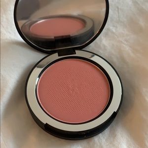 It cosmetics bye bye pores blush